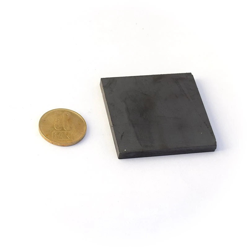 Magnet ceramic subțire ferita bloc 50 x 50 x 05 mm