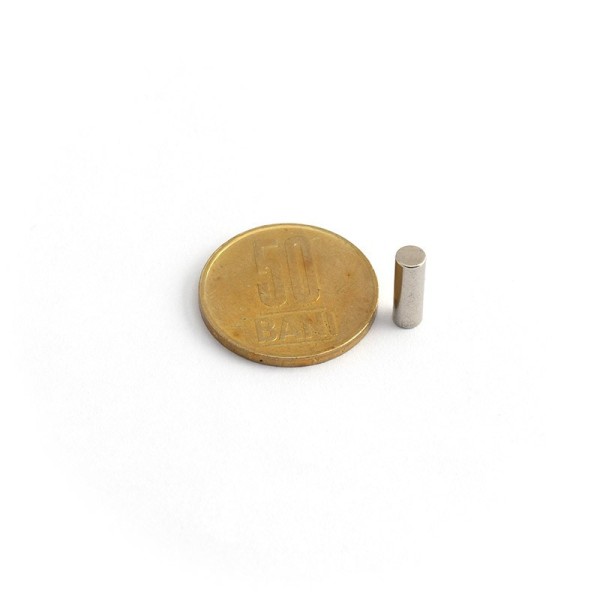 Magnet neodim cilindru 4 x 12 mm - N45 cu moneda