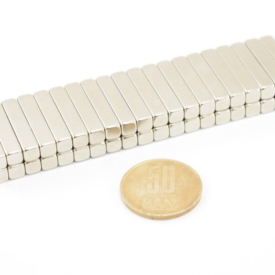 Magnet neodim bloc 25 x 5 x 5 mm - N42 - NiCuNi grup se constata magnetizarea