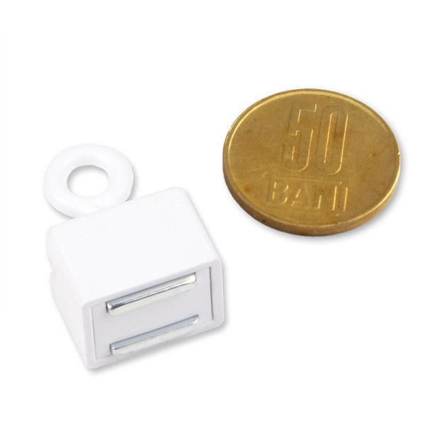 Magnet ferită prindere cu lamele metalice 19 x 14 x 30 mm cu 50 bani