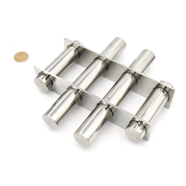 Кръгла магнитна филтърна решетка 200 x 200 x 25 мм с монета 50 стотинки