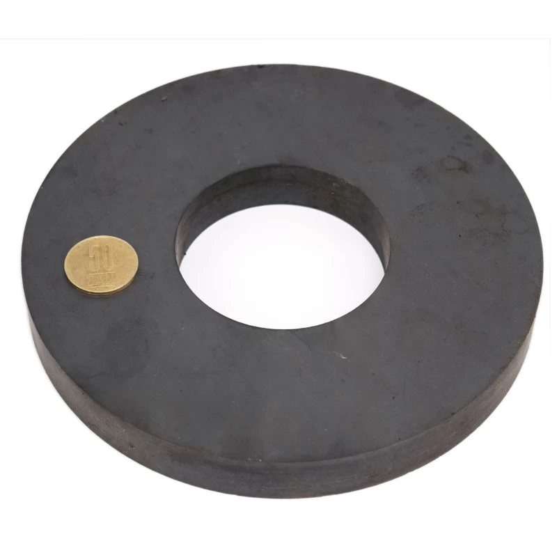 Magnet ferită inel 170 x 70 x 20 mm cu moneda de 50 bani