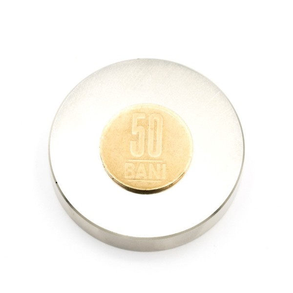 Magnet neodim inel 50 x 5,5 x 10 mm cu șanfren 50 bani peste