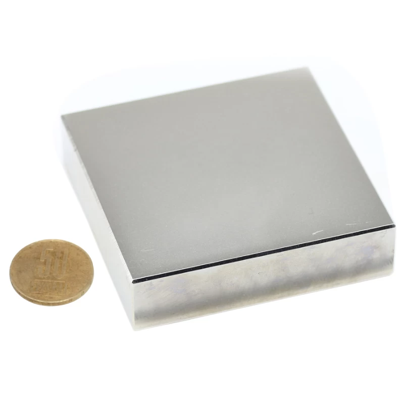 Magnet neodim bloc 80 x 80 x 20 mm N52 cu moneda de 50 bani