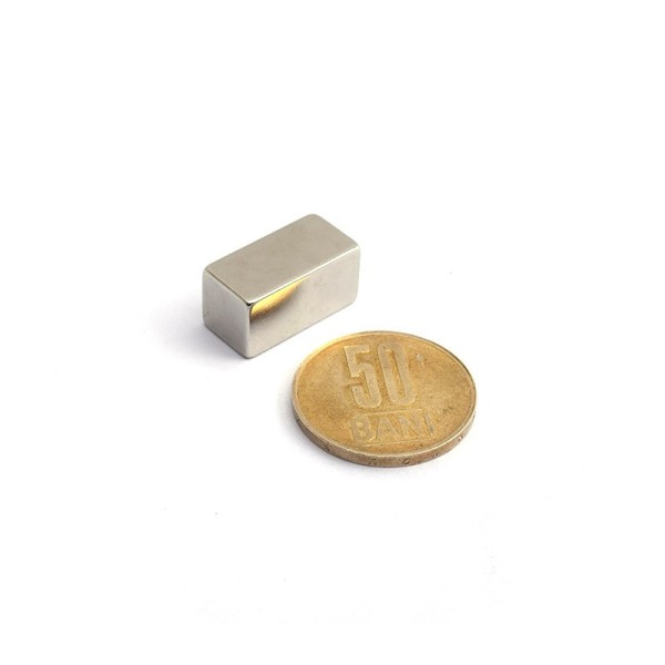 Magnet neodim bloc 20 x 10 x 10 mm - cu moneda de 50 bani