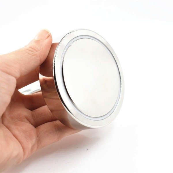 Неодимов магнит тенджера Ø75 мм с пръстеновидна кука - риболов в ръка