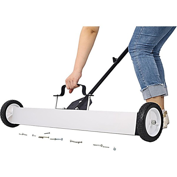 Магнитна метла 610 мм – почистване