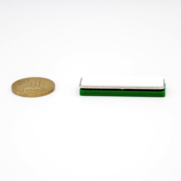 Magnet Ecuson - compară grosimea