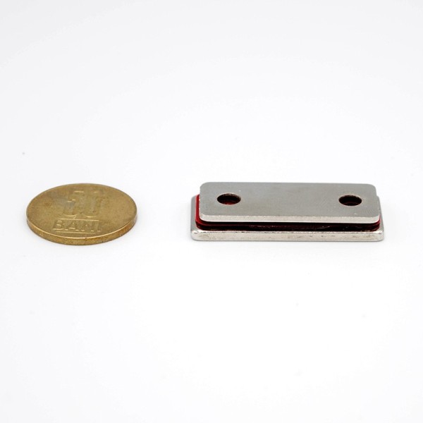 Închizător magnetic ultra subțire din oțel pt. uși de mobilier 41 x 17 x 2,3 - închis