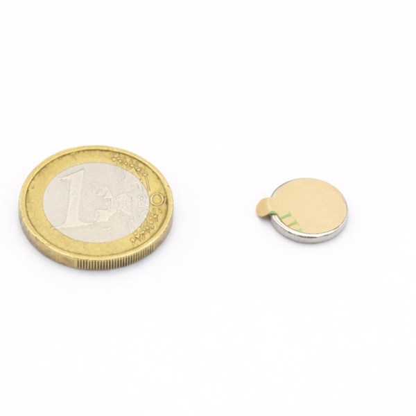 Magnet neodim disc 12 x 1,5 mm autoadeziv cu moneda de un euro